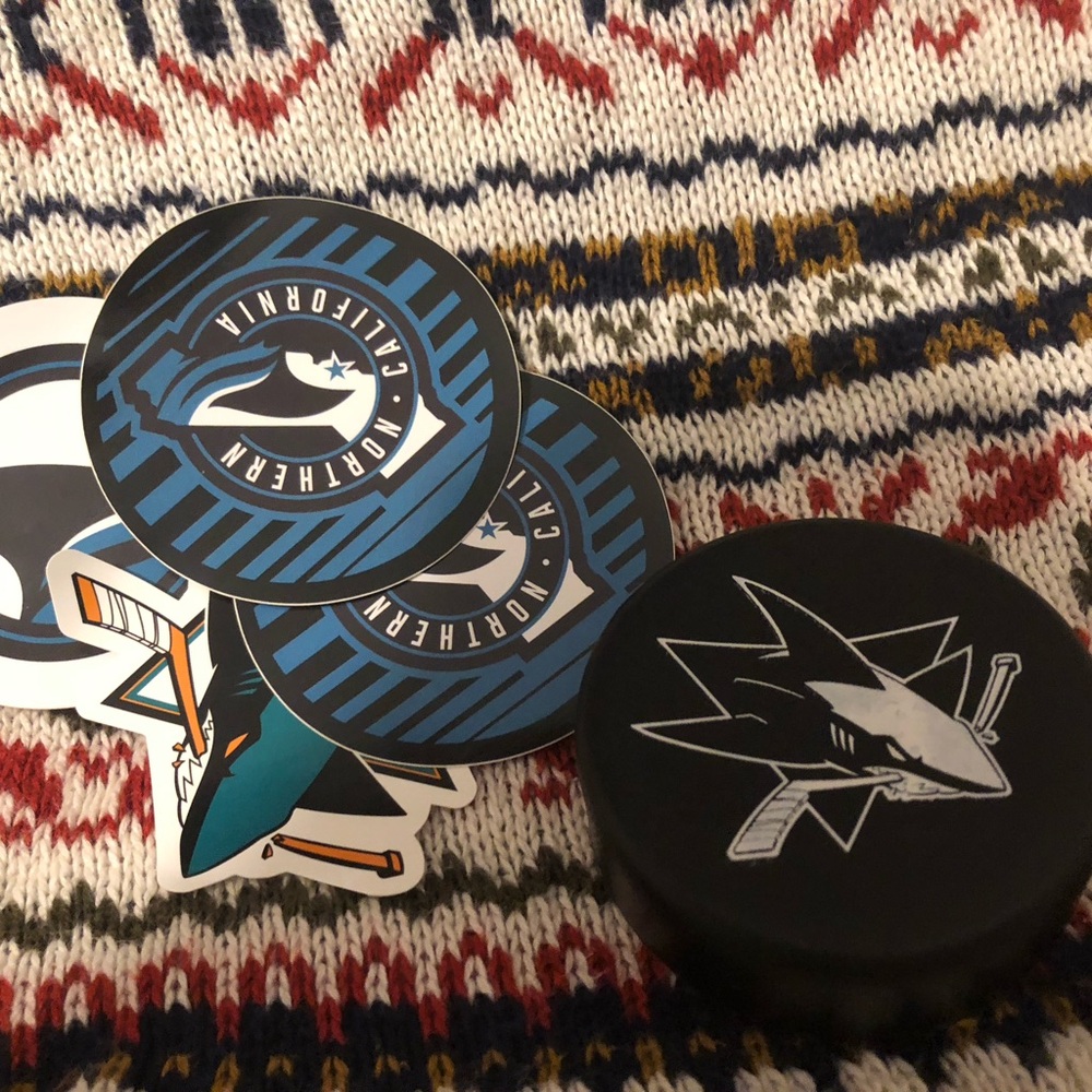 SJ Sharks Hockey Puck & Stickers- $9 or 🦋 52A